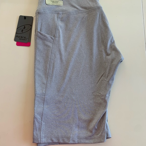 NEW YORK LAUNDRY SPORT WOMEN'S ACTIVE WEAR SHORT - Picture 8 of 9